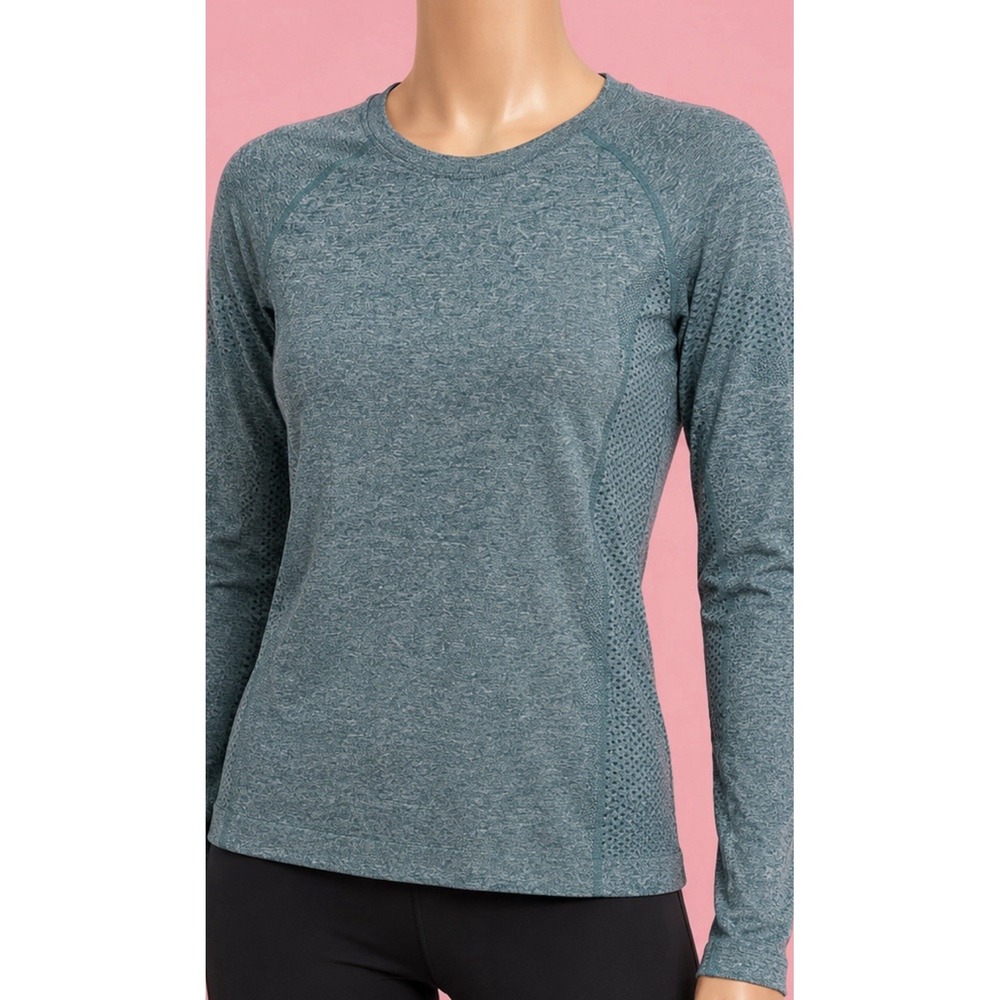 FIGS Women's Salta NEW Long Sleeve Shirt Underscrub Size Medium Color Caribbean